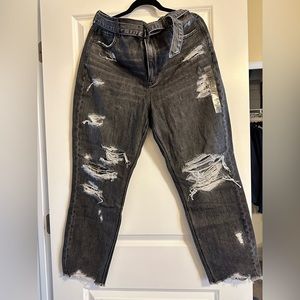 American Eagle mom jeans. Distressed with belt. Never worn.